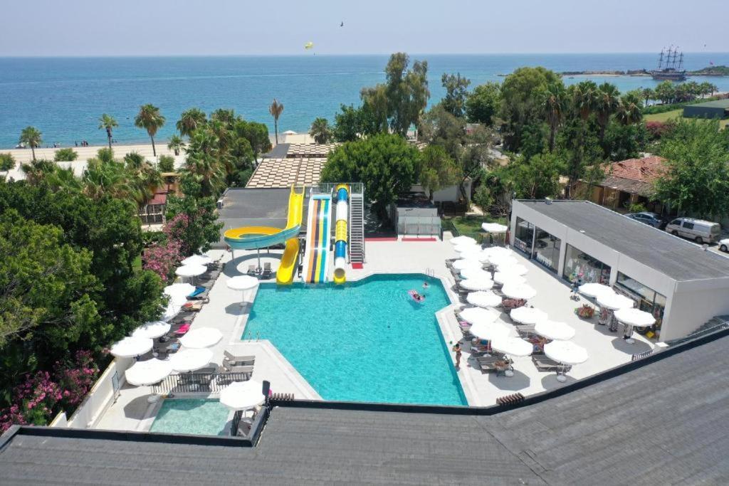 Seaphoria Beach Hotel & Spa Antalya Exterior photo